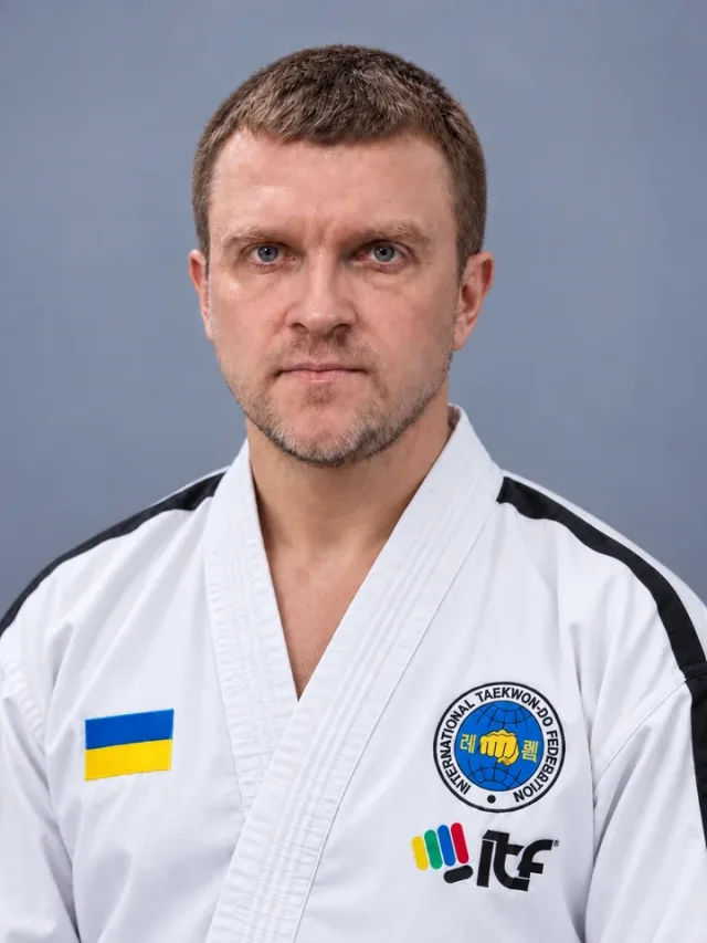 Олексій Кобзар
