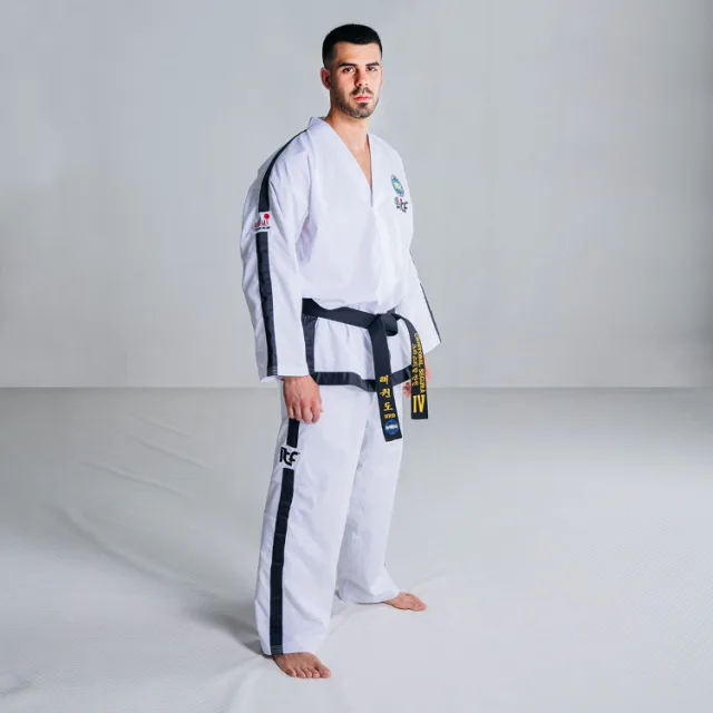 FUJIMAE Dobok Instructor front